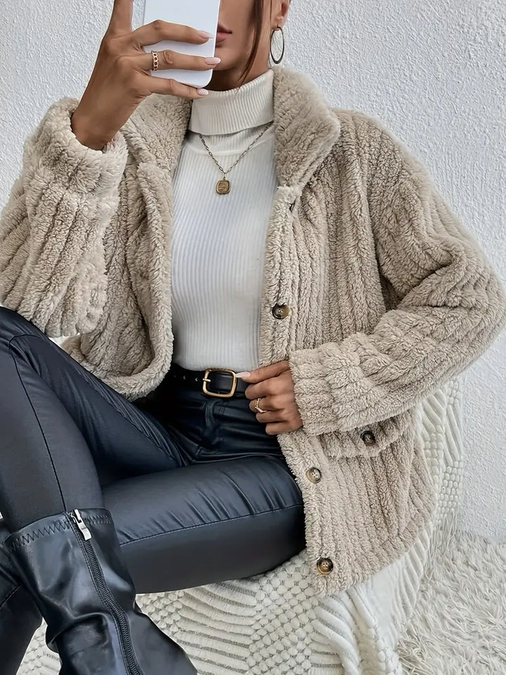 Clara | Cozy Velvet Cardigan