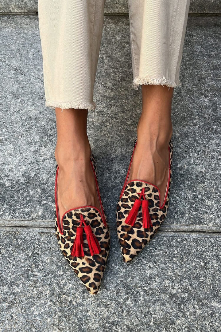 Lily | Elegant Red Tassel Loafers