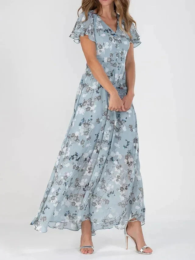 Clara | Stylish V-Neck Dress