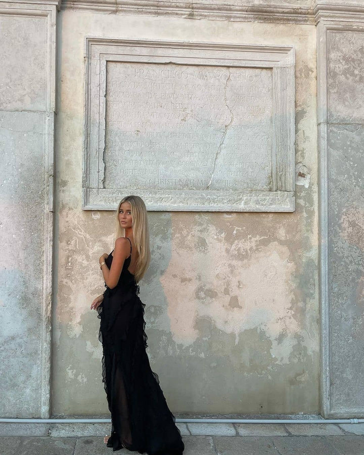 Clara | Romantic Ruffled Dress