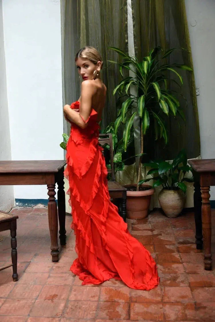 Clara | Romantic Ruffled Dress