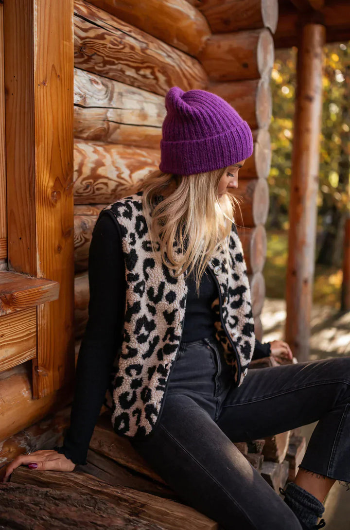 Clara | Trendy Leopard Vest