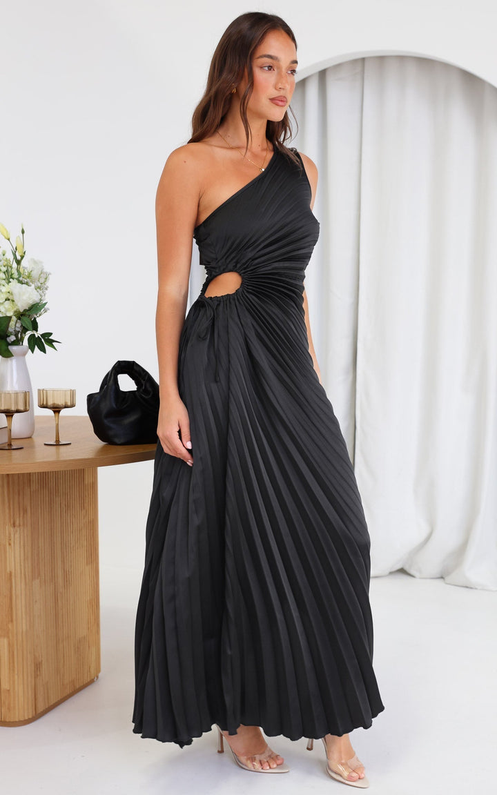 Sophie | Elegant Black Maxi