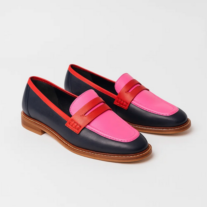 Sophie | Vibrant Black Moccasins