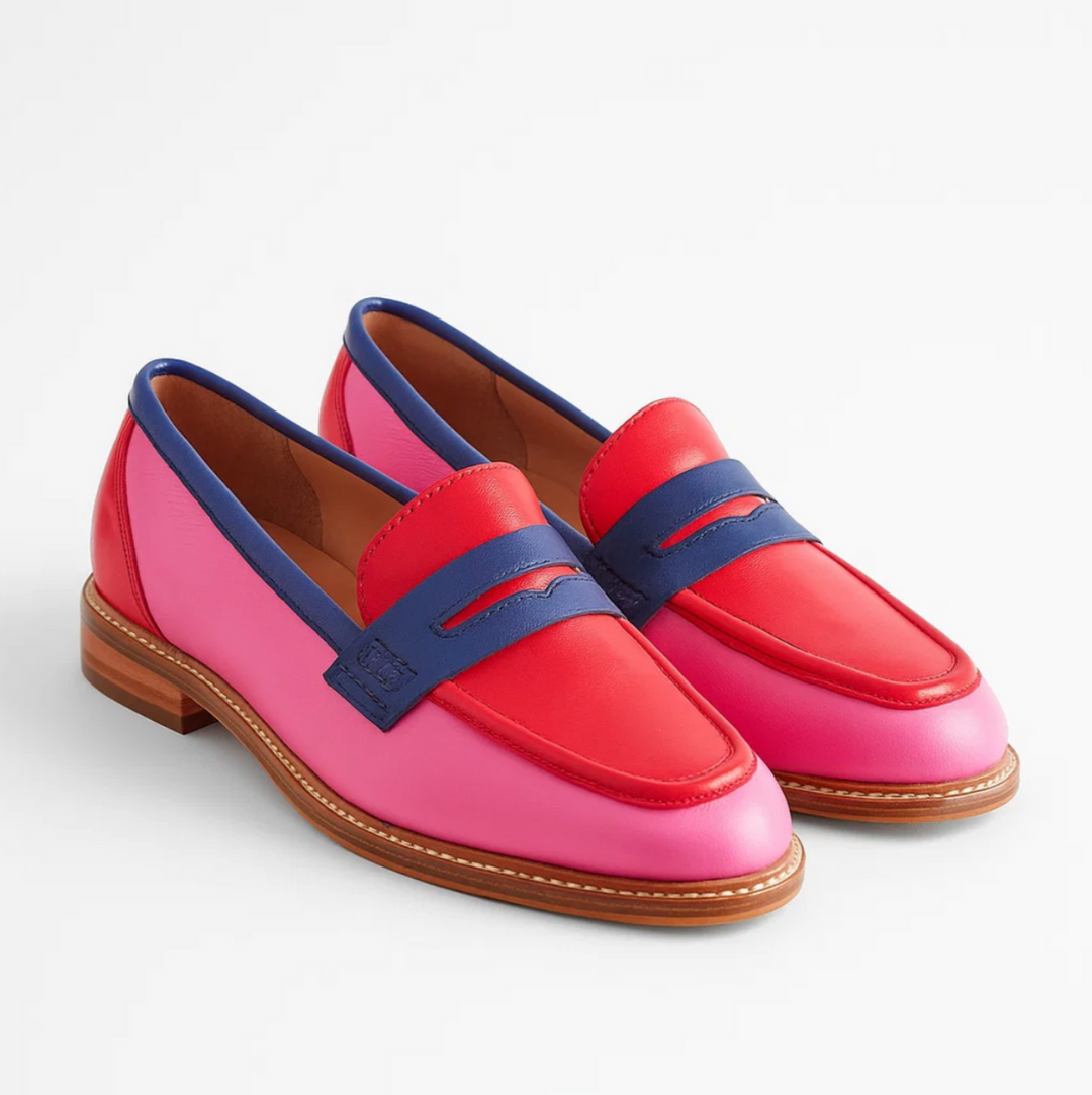 Sophie | Vibrant Black Moccasins