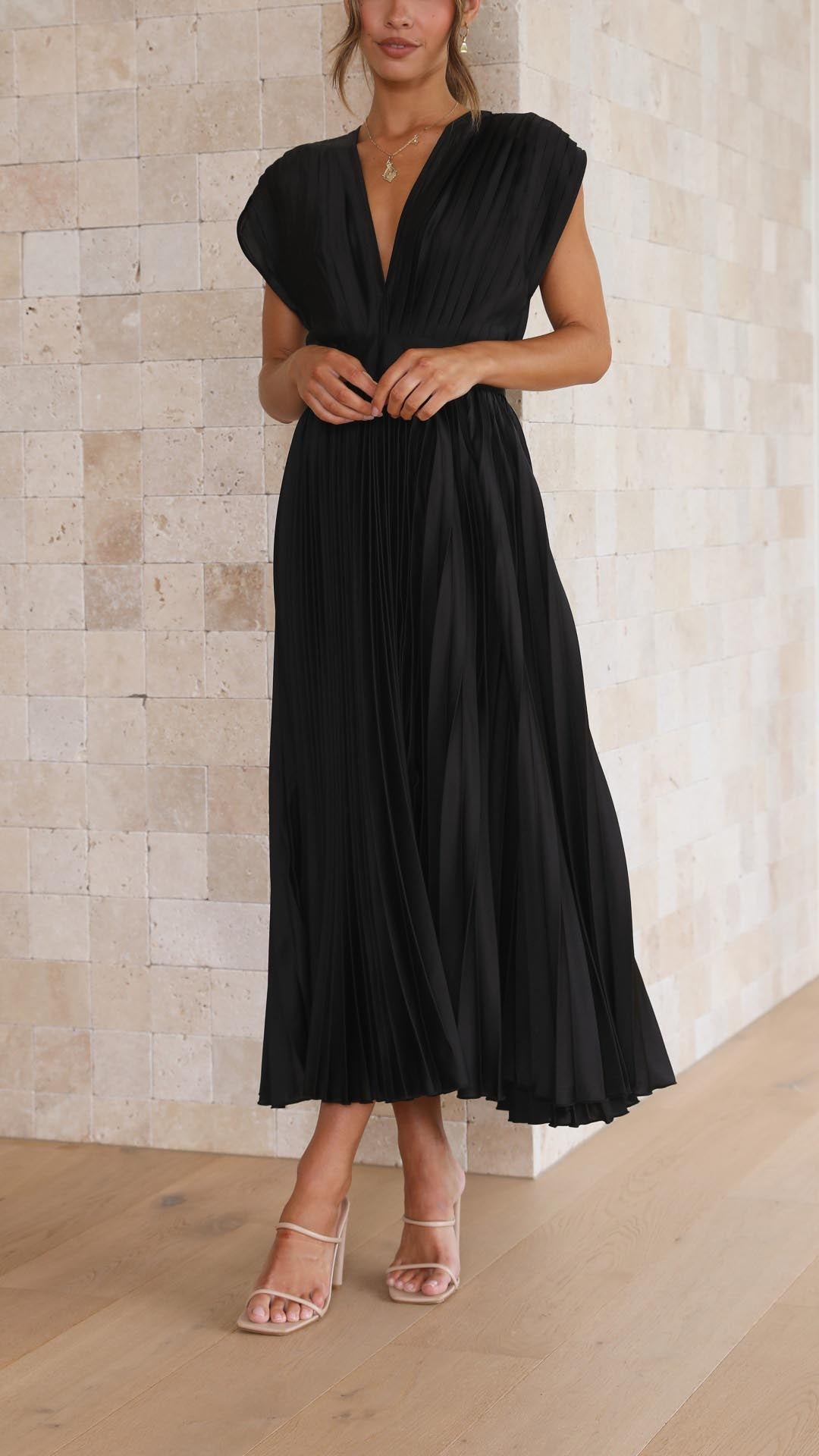 Lily | Elegant Ruffled Dress