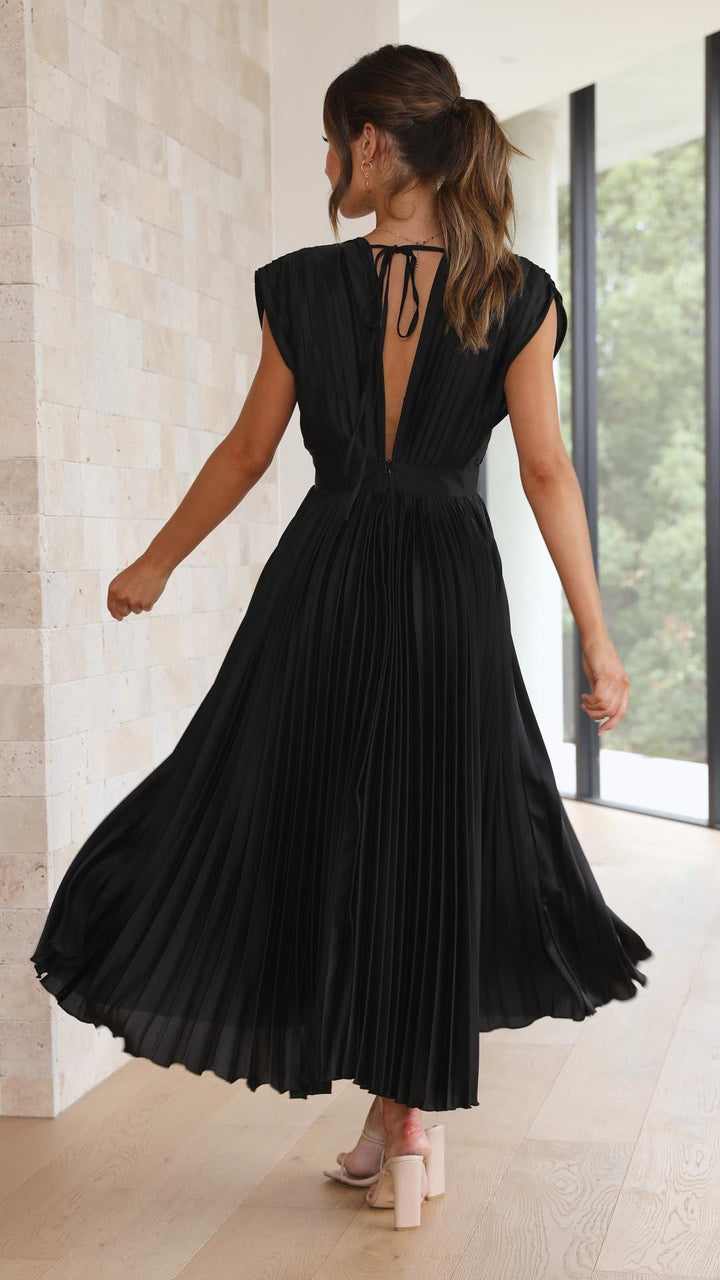 Lily | Elegant Ruffled Dress