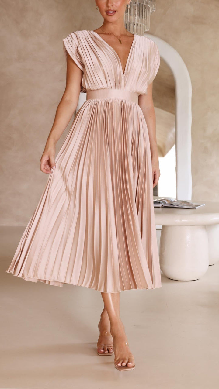 Lily | Elegant Ruffled Dress