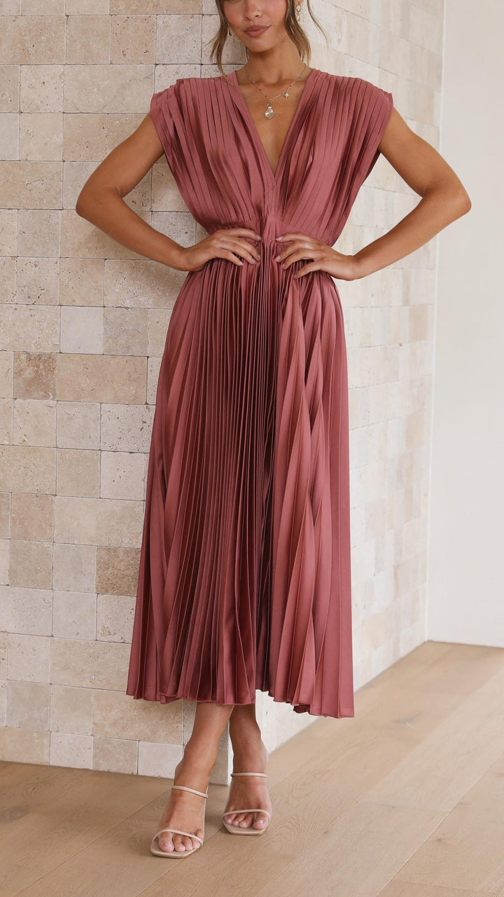 Lily | Elegant Ruffled Dress