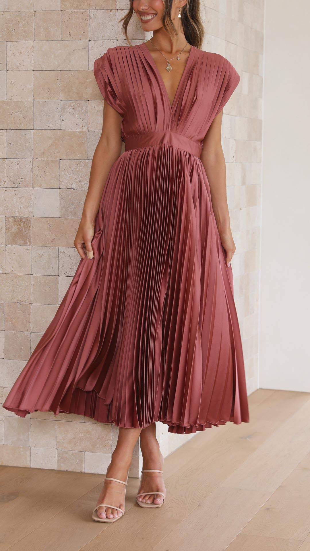 Lily | Elegant Ruffled Dress