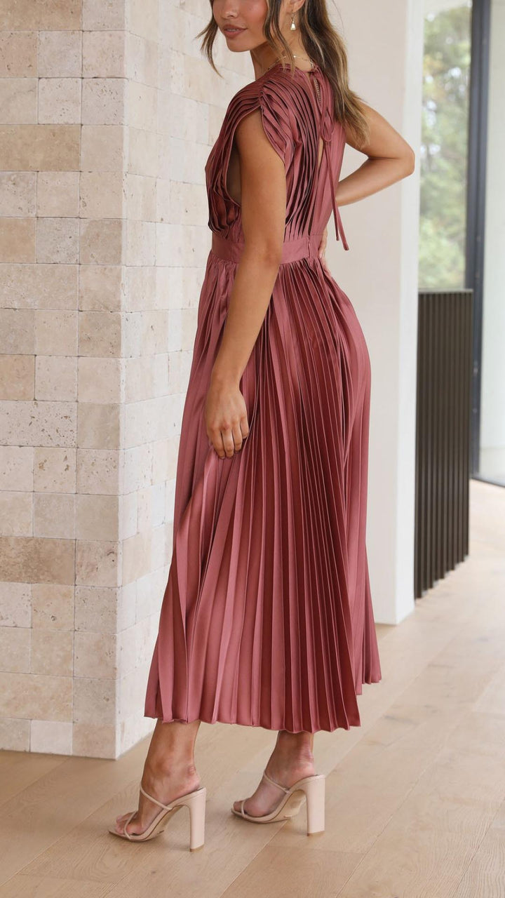 Lily | Elegant Ruffled Dress