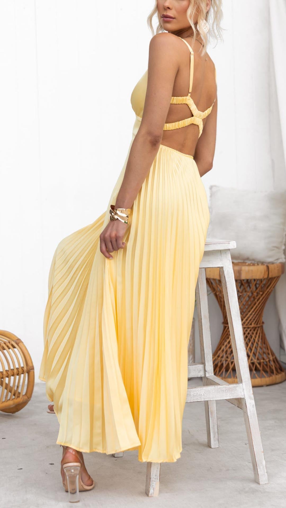 Clara | Elegant Yellow Maxi Dress