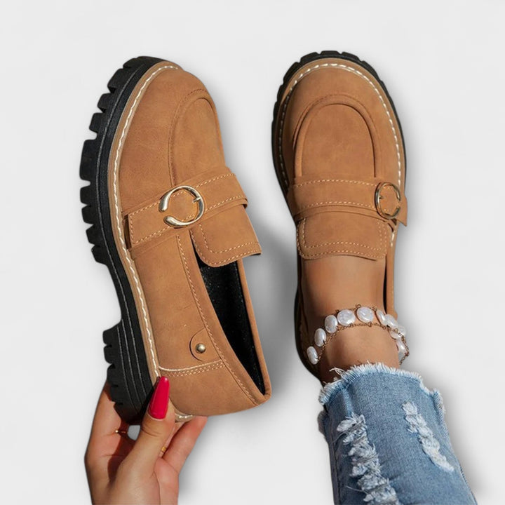 Sophie | Comfortable Light Moccasins