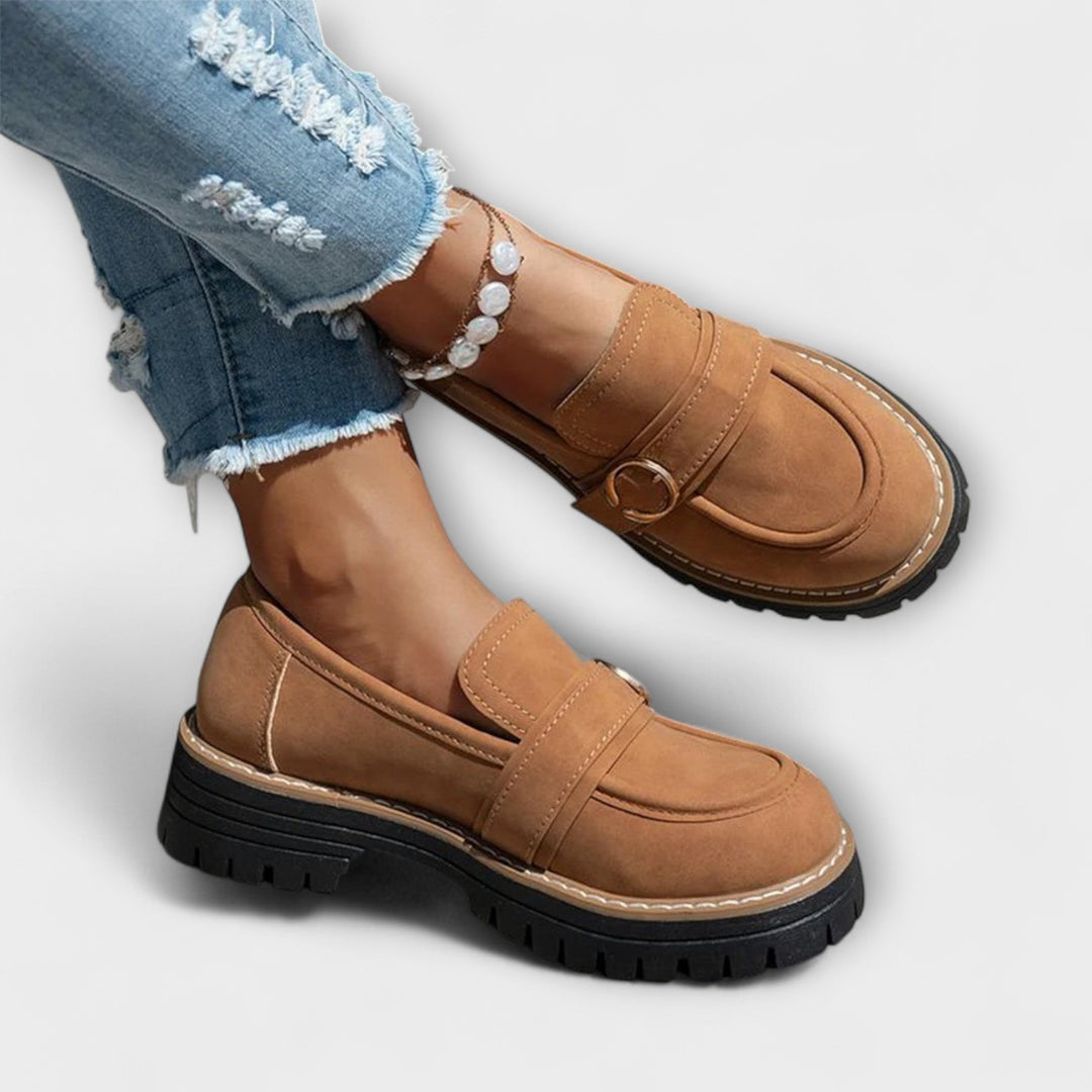 Sophie | Comfortable Light Moccasins