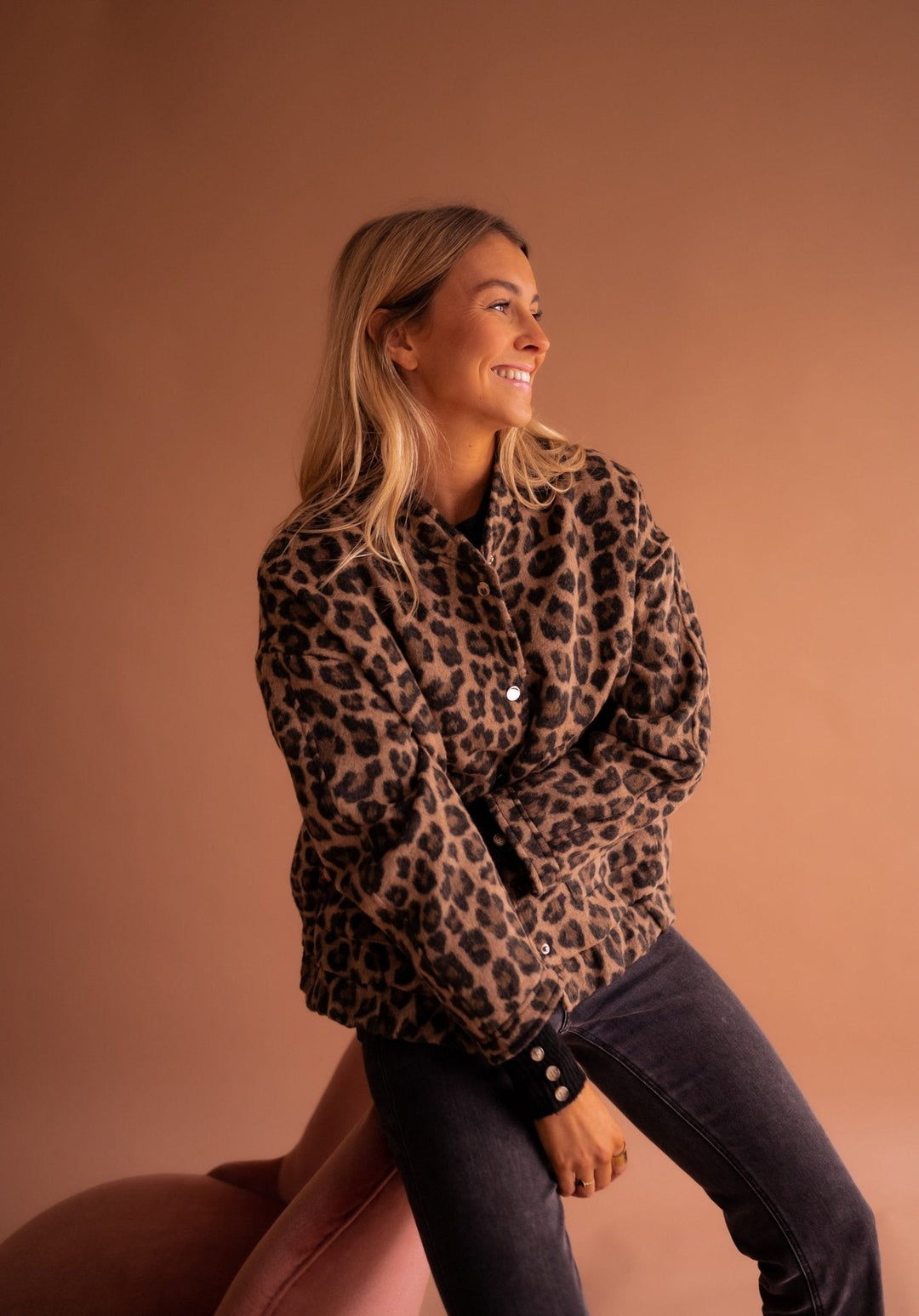 Megan | Stylish Leopard Jacket