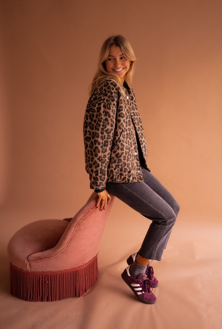 Megan | Stylish Leopard Jacket