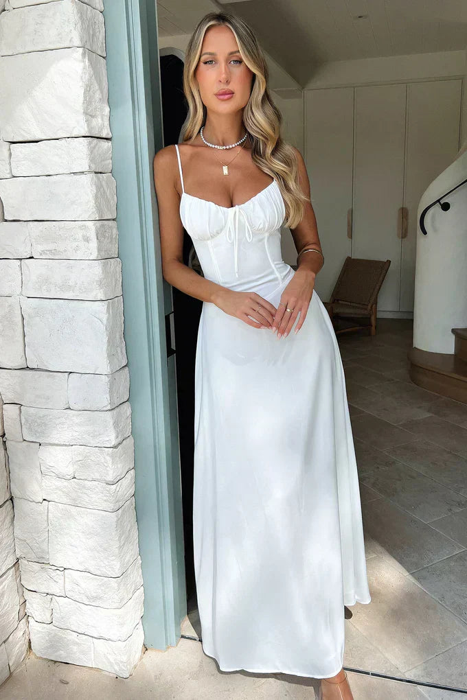 Clara | Flowing Maxi Dress