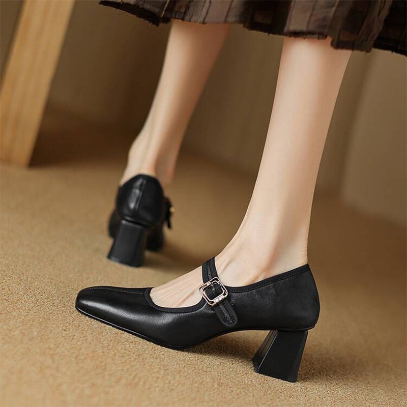 Clara | Classic Mary Jane Style