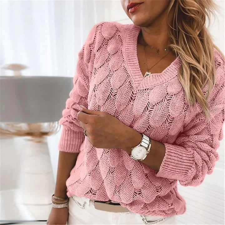 Sophie | Stylish V-Neck Pullover